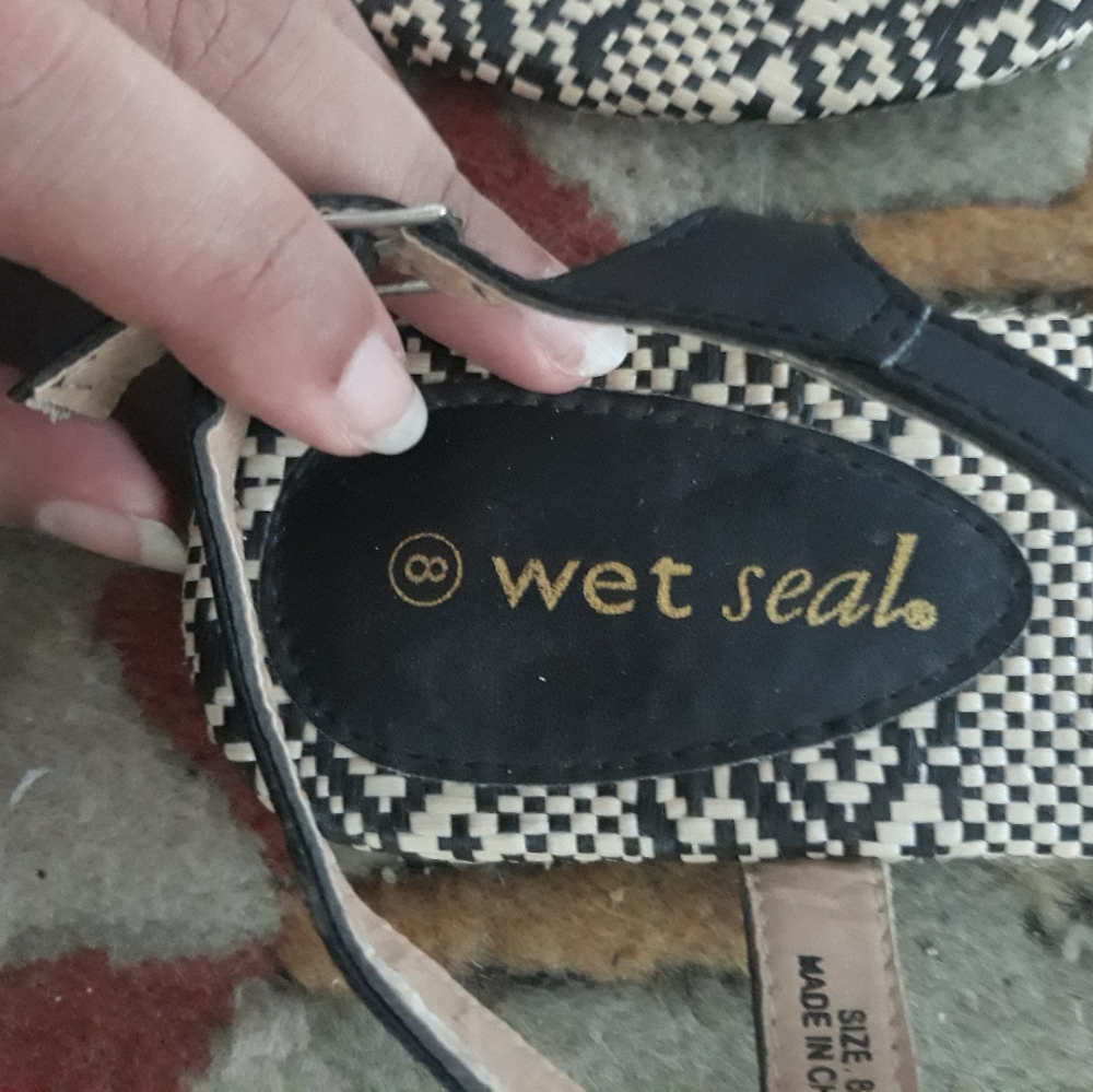 DONATED 6/30/2024 - Natural Woven Oaxacan Sandals : Size 8 - Picture 5 of 5